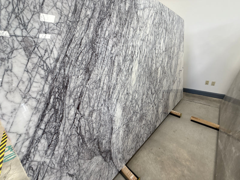 MARBLE LILAC MARBLE POLISHED SLAB 3/4" 121x75