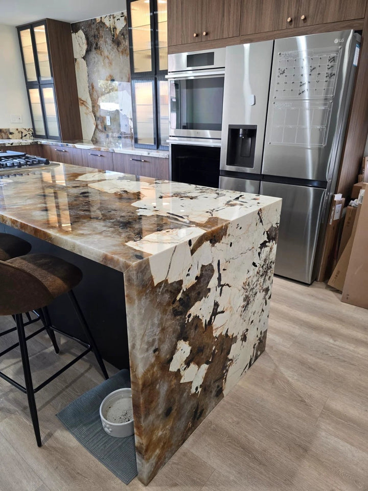 Quartzite Patagonia Original polished slab countertop with brown, tan and cream veining; 127x79, 3/4in thick