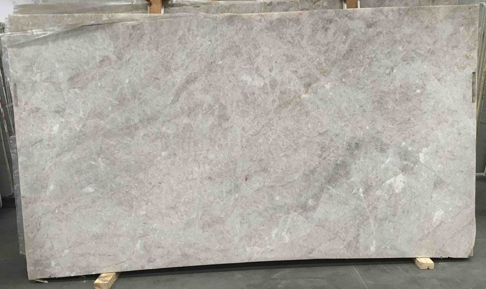 Tilehouz quartzite ghiaccio polished slab countertop, light gray with subtle veining, 116 x 62, 3/4 in thick