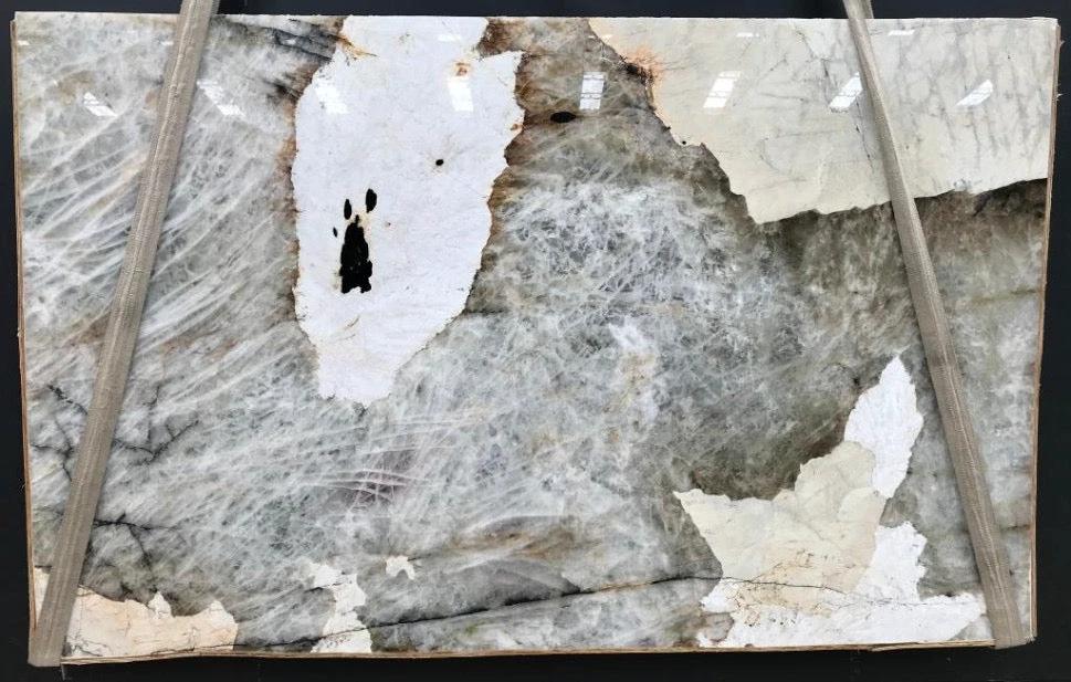 Tilehouz Patagonia Original polished quartzite slab countertop, 127x79, 3/4 in thick