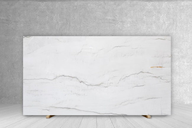 Quartzite Calacatta do Brasil ARIA polished slab, white with gray veining, Tilehouz countertop slab 110x77.