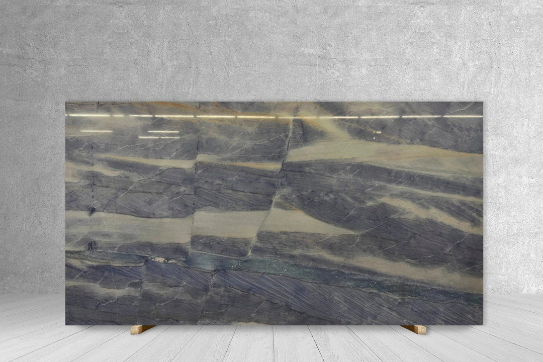 Granite Slab Azul Macaubas polished Tilehouz, 128 x 71, blue-gray with beige veining