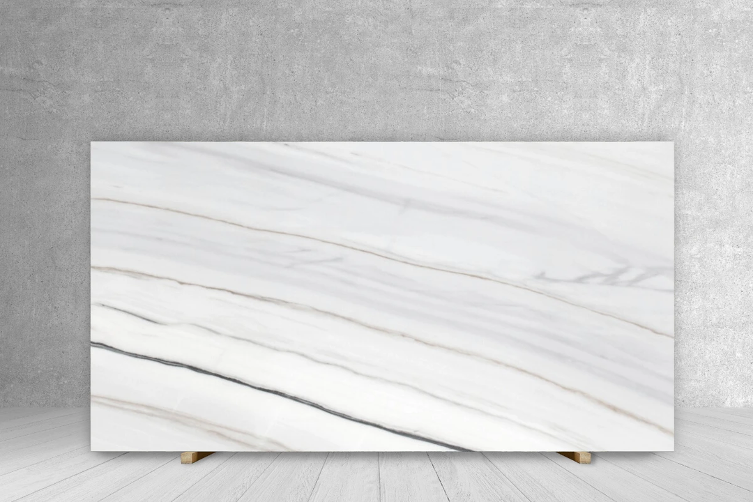 Marble Slab Tilehouz Bianco Lasa Covelano Gold Plus, polished white with gray veining 119x78 cm