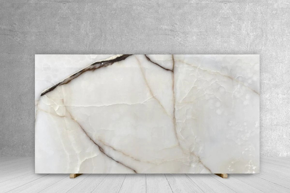 ONYX Slab Snow White V/C polished countertop by Tilehouz, 116 x 45