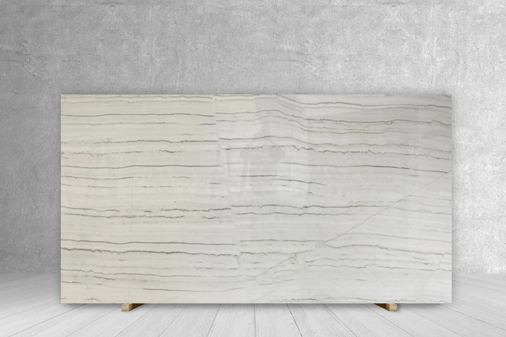 Quartzite Calacatta Macaubas polished slab for countertops, white with gray veining, 121x80.