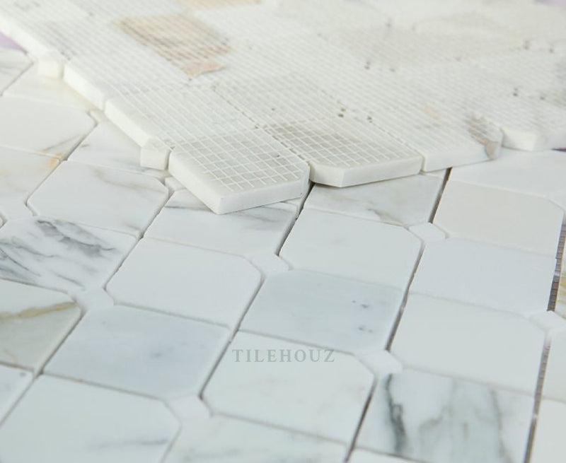 Calacatta Gold Marble Clipped Square Mosaic 11.75 X