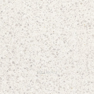 Flake White Medium 30 X Porcelain Tiles