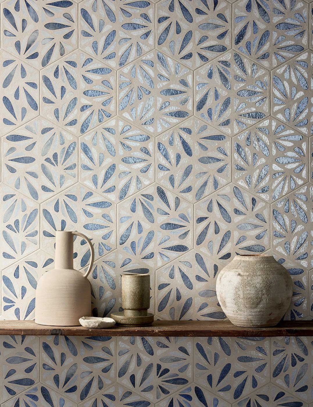 TERRACRETA Intarsio Argilla hexagon porcelain tile 8.5x10 - beige with blue leaf inlay pattern, Tilehouz