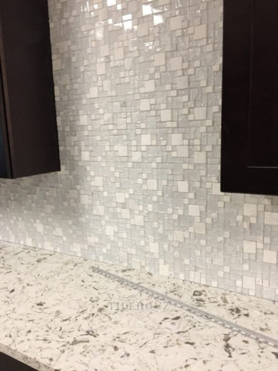 Icy Pure 12 X Glass Mosaic Tile