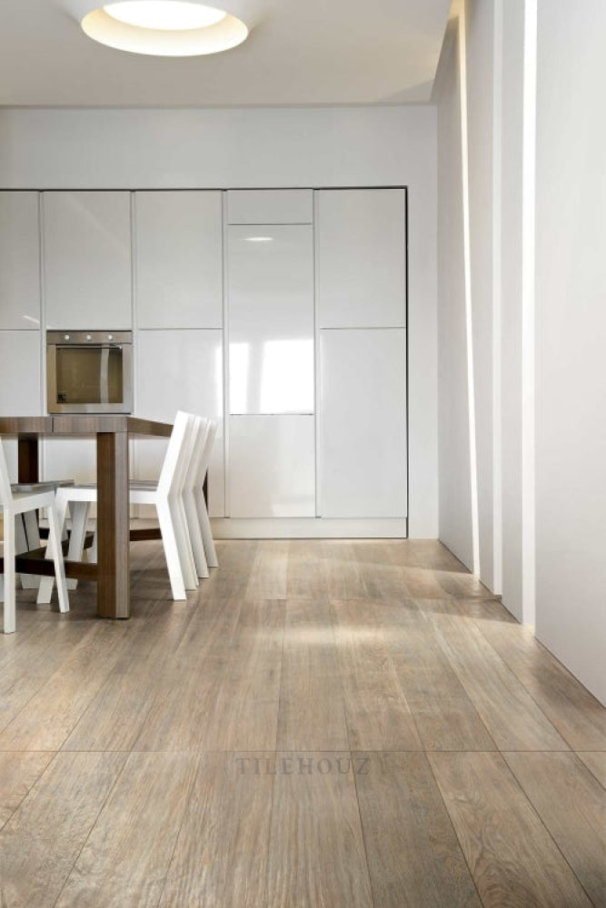 Selection Oak Cream Grip 6 X 36 Porcelain Tiles